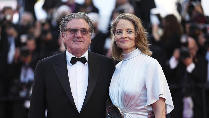 Daniel Auteuil und Jodie Foster bei der Ankunft zur Premiere des Films &bdquo;Vie priv&eacute;e&ldquo; in Cannes. Deutsch ist er unter dem Titel &bdquo;Paris Murder Mystery&ldquo; herausgekommen.