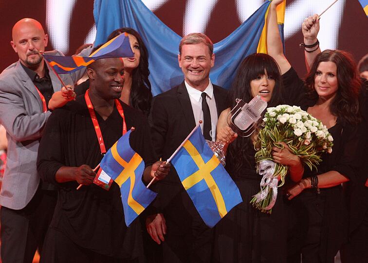Mit ihrem mystischen Popsong &bdquo;Euphoria&ldquo;gewann die Sängerin Loreen im Finale in Baku. Roman Lob belegte am Ende einen guten achten Platz. Aber auch die Auftritte der anderen Nationen waren wie immer sehenswert. Die besten Bilder vom ESC-Finale aus Baku!