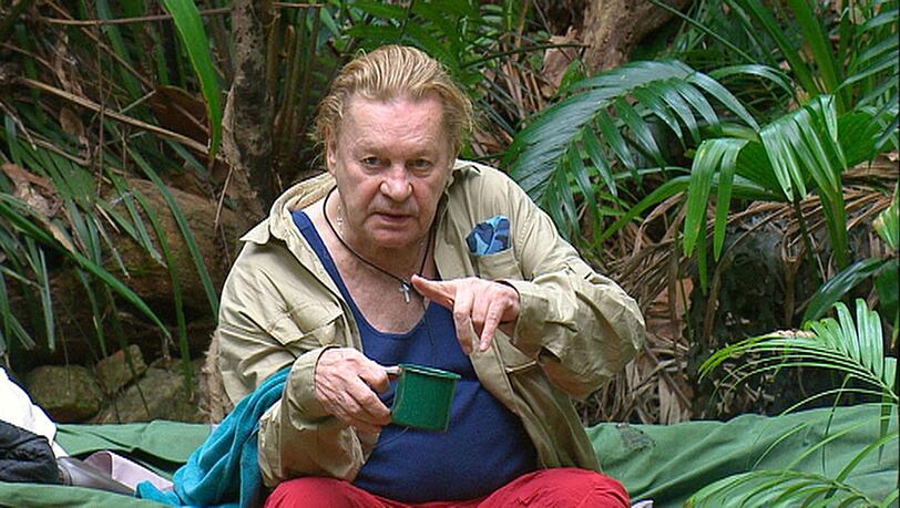 Helmut Berger ist gut gelaunt, bemängelt nur die lauten Gespräche in der Nacht.