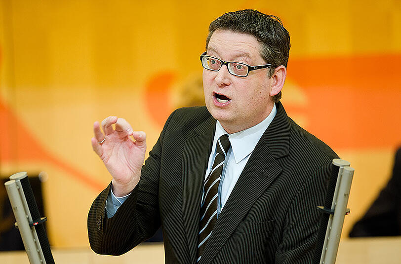 SPD-Vize Schäfer-Gümbel: "Die Benennung von weiteren sicheren Herkunftsstaaten löst das Asyl- und Zuwanderungsproblem nicht."