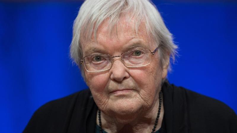 Gudrun Pausewang ist tot. Gudrun Pausewang ist tot.
