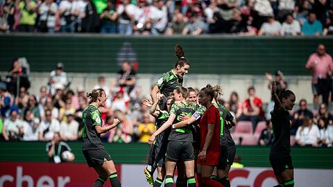 Das frühe 1:0 durch Jule Brand brachte den VfL Wolfsburg auf die Siegerstraße.