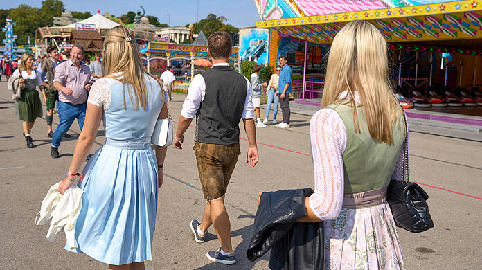 Frauen, die sich auf der Wiesn unsicher f&uuml;hlen oder Opfer von sexualisierte Gewalt wurden, k&ouml;nnen im Safe Space auf der Theresienwiese Hilfe bekommen. (Symbolbild)