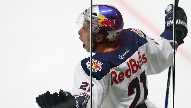 Schoss im Derby ggen Augsburg sein erstes DEL-Tor: EHC-Stürmer Domini Kahun.