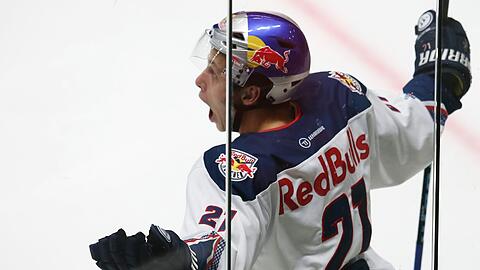 Schoss im Derby ggen Augsburg sein erstes DEL-Tor: EHC-Stürmer Domini Kahun.