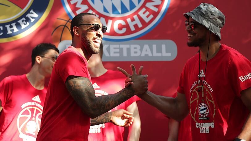Derrick Williams und Alex King.
