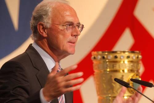 Franz Beckenbauer, der Conferencier: Seine Sprüche kamen an wie einst seine langen Bälle.