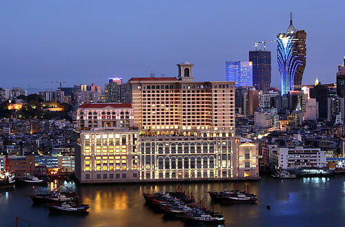Macau Hafen bei Nacht, Foto: Karsten-Thilo Raab