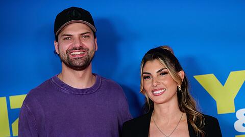 Die zweite Staffel von "Yeliz & Jimi - We Are Family" bei Sky und Wow bietet wieder Einblicke in das private Leben von Jimi Blue Ochsenknecht und Yeliz Koc.