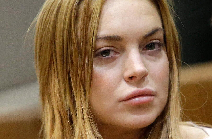 Weil Lindsay Lohan ihren Sozialdienst im Leichenschauhaus nicht ableistet, könnte die Skandalnudel wieder im Gefängnis landen