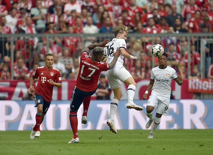 JÉRÔME BOATENG, NOTE 3: Diesmal auch nicht fehlerfrei bei seinen Pässen, das kennt man vom Weltmeister eigentlich nicht. Köpfte knapp drüber (28.), hatte mit den Leverkusener Angreifern keine Probleme.