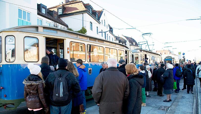 Die Pasinger kamen in Scharen zum Probefahren.