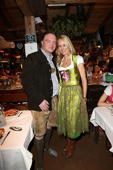 Der Unternehmer Alexander zu Schaumburg Lippe mit seiner Frau Nadja Anna.