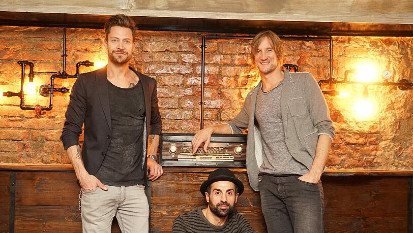Die Home-Chefs (v.l.) Sandro Schulze, Sami Ramadan und Max Braunmiller überraschen mit ihrer neuen Bar. Die Home-Chefs (v.l.) Sandro Schulze, Sami Ramadan und Max Braunmiller überraschen mit ihrer neuen Bar.