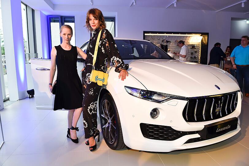 Susanne Wuest und Jessica Schwarz