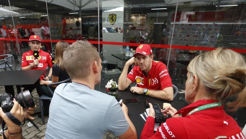 Sebastian Vettel und Charles Leclerc kollidierten beim GP von Brasilien und schieden beide aus. Sebastian Vettel und Charles Leclerc kollidierten beim GP von Brasilien und schieden beide aus.