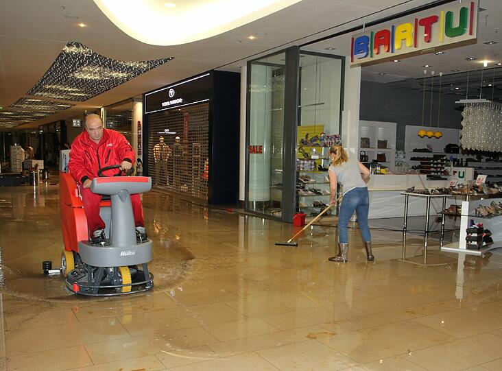 München säuft ab: Die spektakulären Bilder von den Überschwemmungen und vom Hochwasser