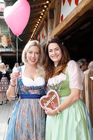 AZ-LEUTE-Redakteurin Kimberly Hoppe und Natalie Schmid