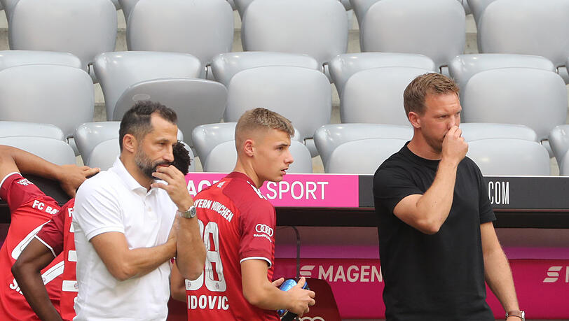 Großes Talent: Gabriel Vidovic (.), hier mit Hasan Salihamidzic (l.) und Julian Nagelsmann. Großes Talent: Gabriel Vidovic (.), hier mit Hasan Salihamidzic (l.) und Julian Nagelsmann.