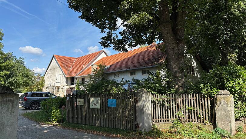 Ländlich ist es in Daglfing – noch. Dieser alte Hof steht auf städtischem Grund. Ländlich ist es in Daglfing – noch. Dieser alte Hof steht auf städtischem Grund.