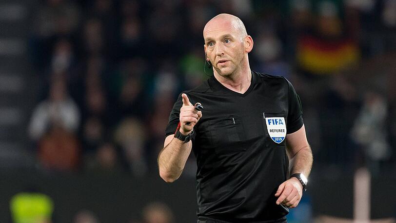 Der Schotte Bobby Madden wird das CL-Spiel Bayern gegen Belgrad pfeifen und dabei auf bekannte Gesichter treffen.