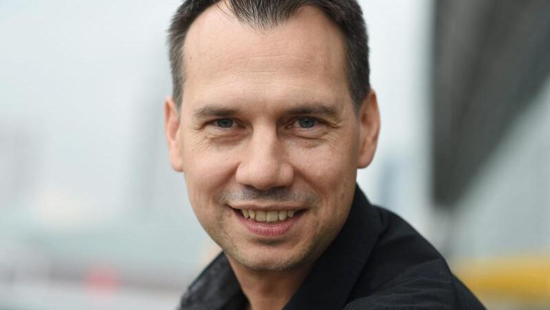 Autor Sebastian Fitzek will zu Weihnachten viel lesen. Autor Sebastian Fitzek will zu Weihnachten viel lesen.