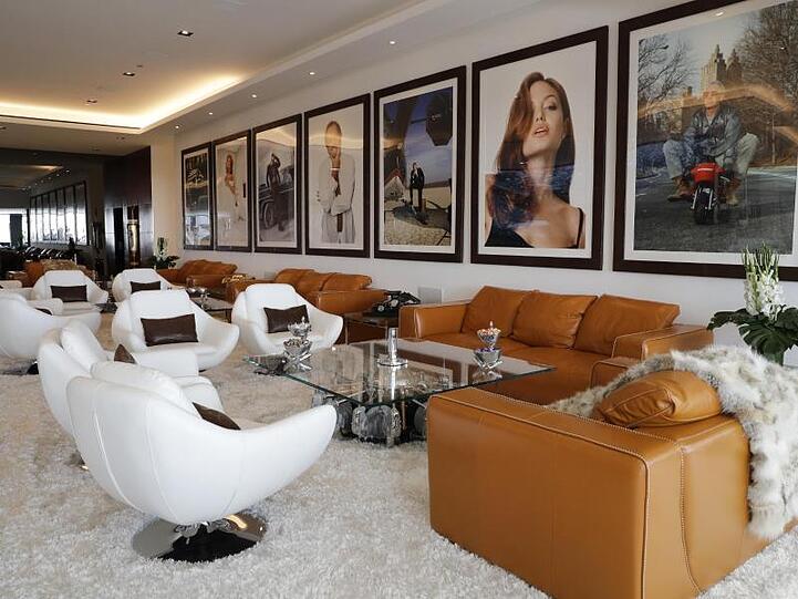Der Lounge-Bereich: Für 94 Millionen US-Dollar ging die Villa "Billionaire" weg.