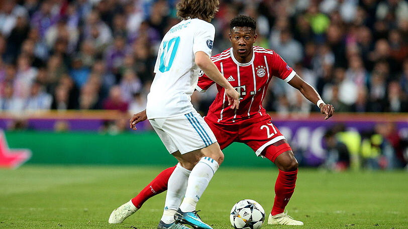 David Alaba: Note 3 - Wurde so lange geschont, bis er für dieses Spiel fit ist. Der Linksverteidiger sofort mit Offensiv-Drang, aber dann zu spät bei der Flanke auf den langen Pfosten vor dem 1:1. Sein Ding. Einen Gewaltschuss pariert Navas zur Ecke.