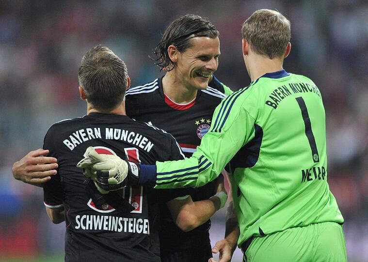 Manuel Neuer - Impressionen von seinem ersten Arbeitstag in der Allianz Arena.