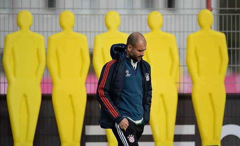 Trainer Pep Guardiola beim Bayern Training