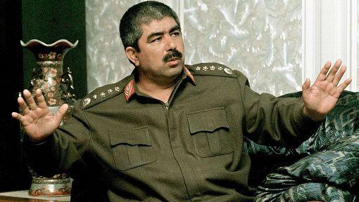 Archivfoto: General Dostum gehört zur usbekischen Minderheit in Afghanistan und kämpfte in der Anti-Taliban-Allianz. Archivfoto: General Dostum gehört zur usbekischen Minderheit in Afghanistan und kämpfte in der Anti-Taliban-Allianz.