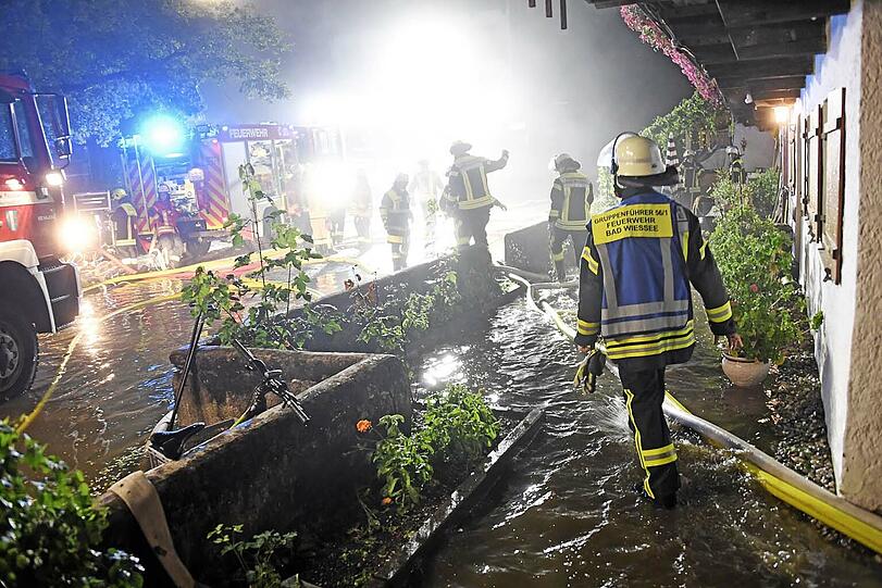 Hochwasser in der Gemeinde Weyarn im Landkreis Miesbach.