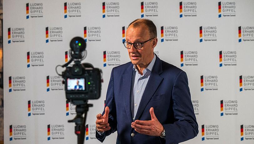 Friedrich Merz, CDU-Vorsitzender, während eines Interviews mit der Deutschen Presse Agentur (dpa).
