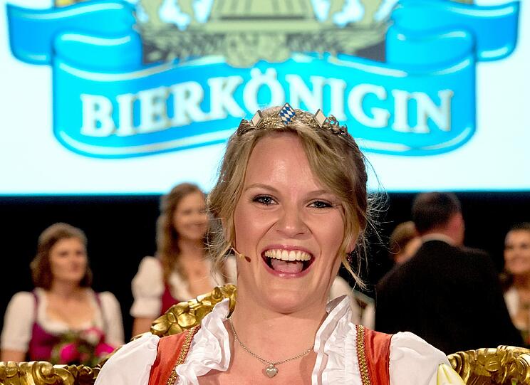 Die 25-jährige Marlene hat sich bei der Jury durchgesetzt und ist Bierkönigin 2015.