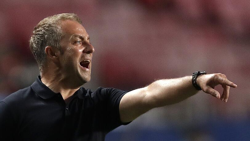 Bayern-Coach Hansi Flick lässt sich den aktuellen Erfolg nicht zu Kopf steigen.