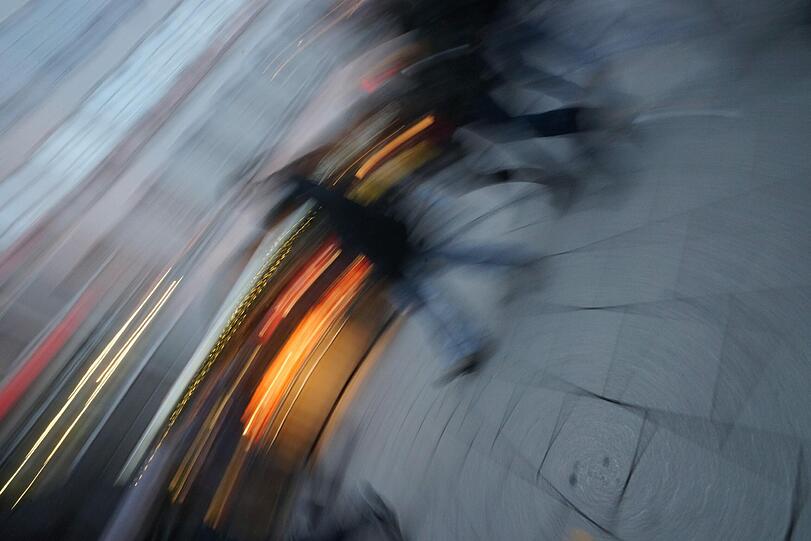 Weichnachtlicher Geschenkswahnsinn: am ersten Adventsamstag ist das Weihnachtsgeschäft wieder gestartet. Die Bilder vom Einkaufstrubel in der Münchner Innenstadt.