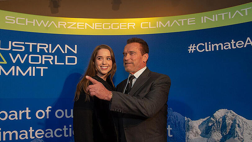 Arnold Schwarzenegger mit Tochter Christina bei seinem Charity-Dinner 2020 in Kitzbühel Arnold Schwarzenegger mit Tochter Christina bei seinem Charity-Dinner 2020 in Kitzbühel