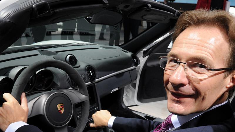 Macht gilt als Ziehsohn seines schillernden Vorgängers Wiedeking. Unter ihm arbeitete er mehrere Jahre erfolgreich als Produktionsvorstand bei Porsche. Macht gilt als Ziehsohn seines schillernden Vorgängers Wiedeking. Unter ihm arbeitete er mehrere Jahre erfolgreich als Produktionsvorstand bei Porsche.