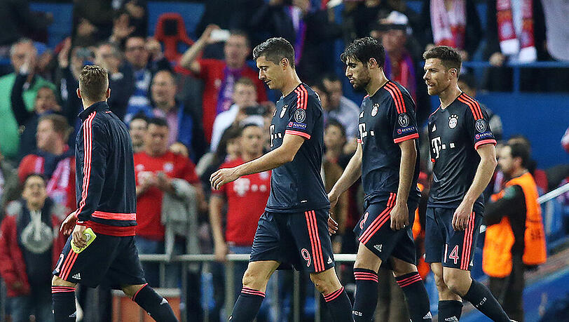 Die Bayern um Robert Lewandowski schleichen nach dem 0:1 bei Atlético vom Platz. Findet Pep Guardiola noch die Mittel, um das Finale zu erreichen? Die Bayern um Robert Lewandowski schleichen nach dem 0:1 bei Atlético vom Platz. Findet Pep Guardiola noch die Mittel, um das Finale zu erreichen?