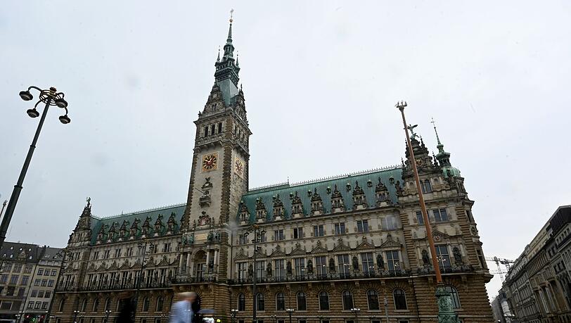 Sieben Wochen nach der Bürgerschaftswahl haben SPD und Grünen in Hamburg ihre Koalitionsverhandlungen abgeschlossen. (Archivbild)