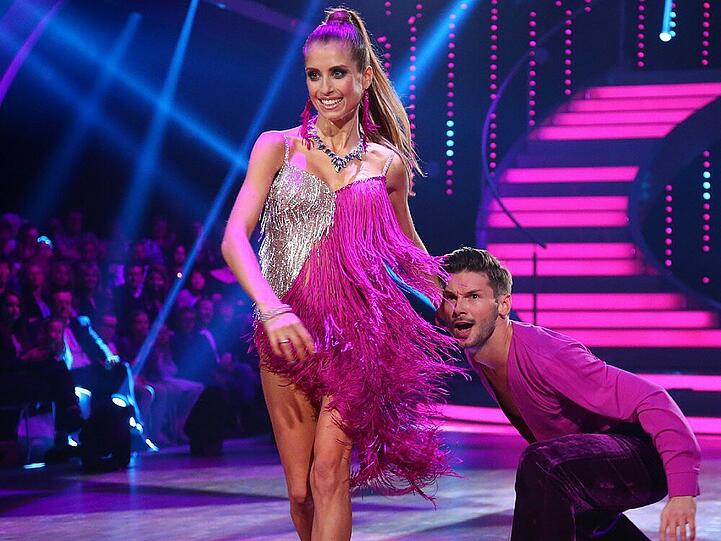 Cathy Fischer hat mit ihrem Tanzpartner Marius Iepure bei "Let's Dance" ausgetanzt