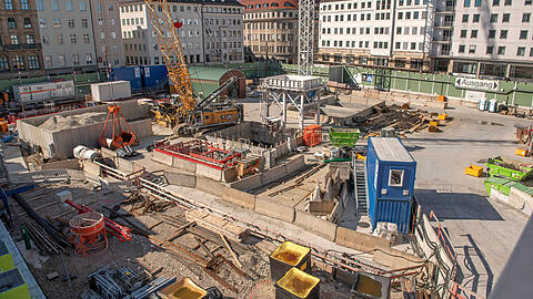 Auch die eigentlich geplante Begrünung des Marienhofs kann wegen der Bauarbeiten für die Zweite Stammstrecke erst einmal nicht realisiert werden. (Archivbild)