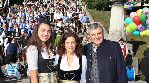 Peter Pongratz, Ex-Frau Arabella und Tochter Ramona auf der Wiesn 2019.