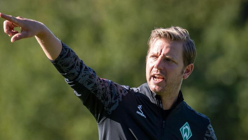 Sieht die Fitness seiner Spieler als Vorteil gegenüber dem VfL Wolfsburg an: Werder Bremens Trainer Florian Kohfeldt.