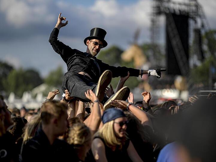Auch dieser Glücksbringer feierte in Wacken mit.