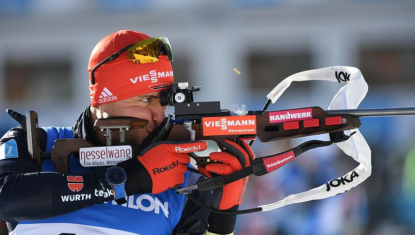 Philipp Nawrath aus Deutschland beim Schießen.