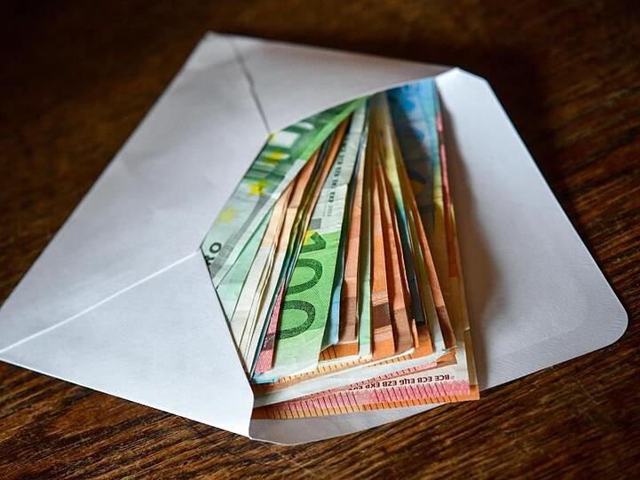 Nach einer kurzen Corona-Delle ist das Finanzvermögen deutscher Privathaushalte wieder auf Rekordniveau gestiegen.