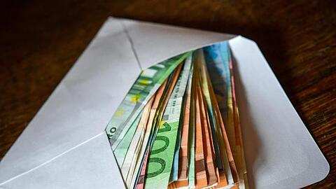 Nach einer kurzen Corona-Delle ist das Finanzvermögen deutscher Privathaushalte wieder auf Rekordniveau gestiegen.