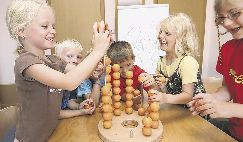 So lustig ist&rsquo;s im Kindergarten! Vorausgesetzt, die Kleinen kriegen auch einen Platz. Künftig soll das Angebot massiv ausgebaut werden.