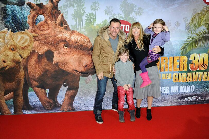 Guido Kellermann mit Frau Casha und Kindern Moon und Diam